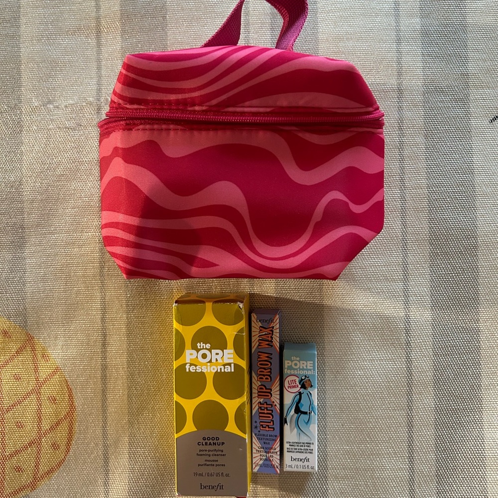 Benefit Cosmetics Gift Bag